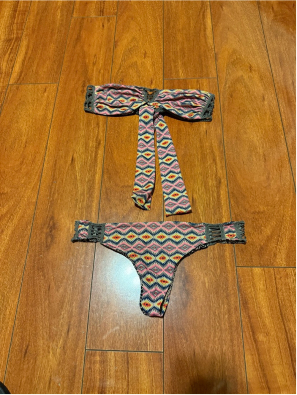 Women's Acacia Swimwear Bikini M Pink Black Geometric Animal Print